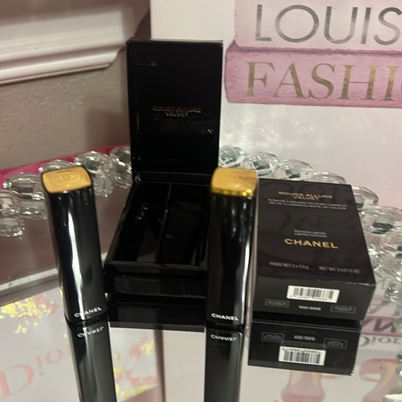 Host pick!♥️Chanel Rouge Allure Velvet Limited Edition Set of 2 - Picture 8 of 11